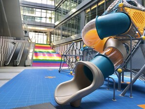 Aire de jeu extérieure pour enfants