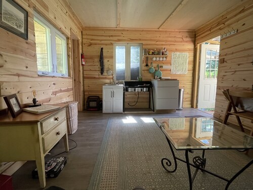 “The Summit Cabin” <br>An Off the Grid Hideaway