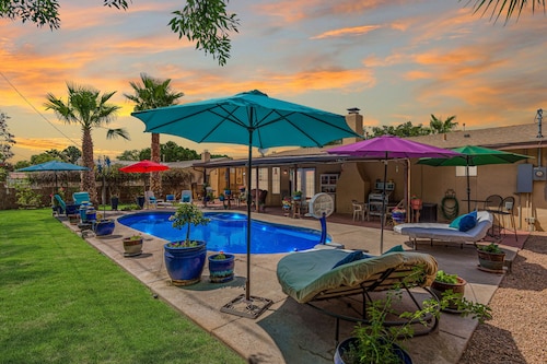 Private Oasis Near Old Mesilla - Home with an In-Ground Pool!
