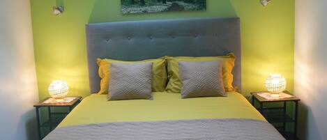 1 室のベッドルーム、WiFi