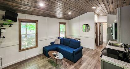 Sweet Tiny House - Lake Guntersville
