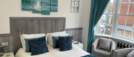 6 Schlafzimmer, Bügeleisen/Bügelbrett, kostenloses WLAN, Bettwäsche