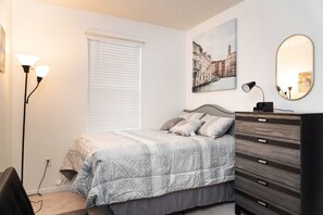 3 chambres, fer et planche Ă repasser, Wi-Fi gratuit, draps fournis