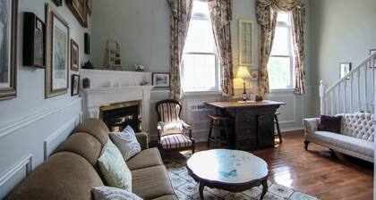 The Royal Suite | The Jypsy Inn