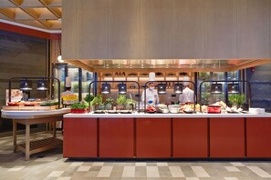Daily continental breakfast for a fee - The Westin Nanjing Resort & Spa (Nanjing)