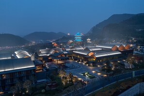 Courtyard - The Westin Nanjing Resort & Spa (Nanjing)