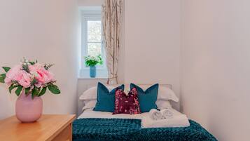 2 makuuhuonetta, työpöytä, silitysrauta/-lauta, Wi-Fi