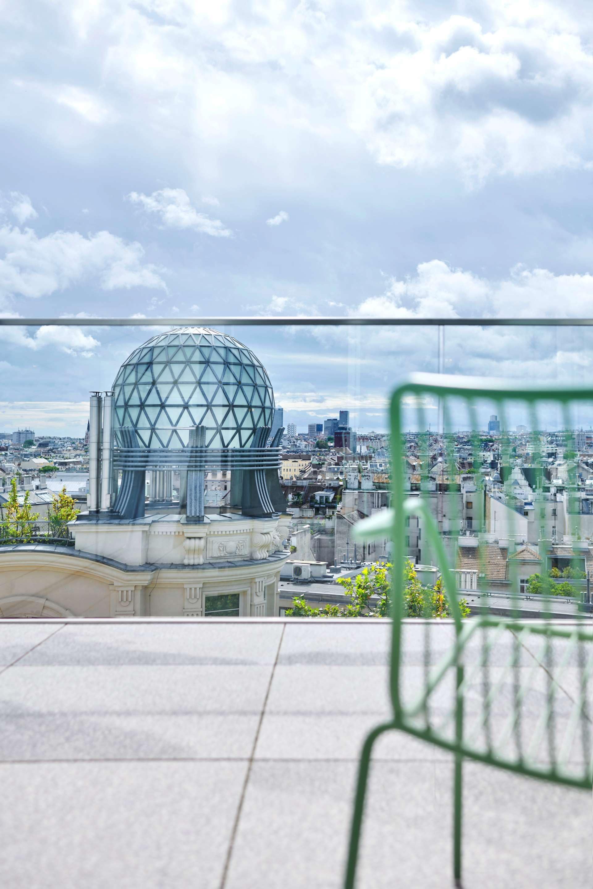 Ropa de cama de alta calidad, cubrecamas y cortinas blackout 