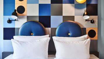 أغطية فراش متميزة وألحفة محشوة بالريش وستائر تعتيم وتجهيزات عازلة للصوت