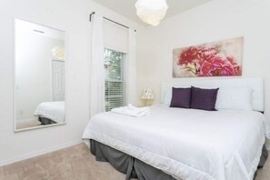 4 bedrooms, iron/ironing board, WiFi, bed sheets