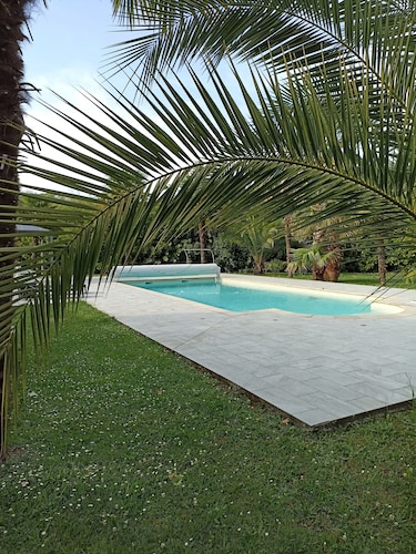 Gîte with swimming pool landes
