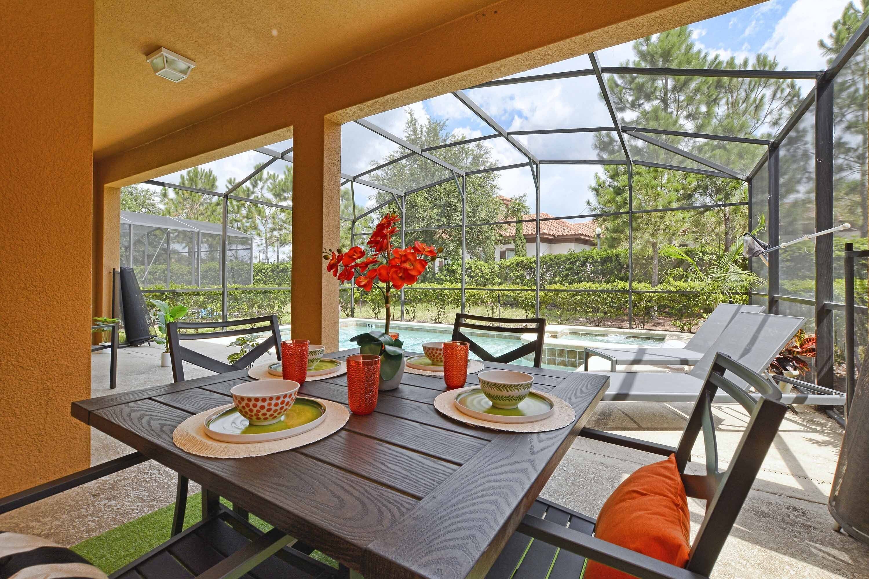 Outdoor dining