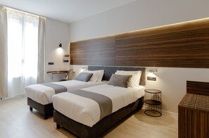 Superior Double or Twin Room | Premium bedding, down duvets, pillow-top beds, minibar - Aiello Hotels - Centrale (Milan)