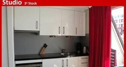 Studio, 200 meters from the beach and in the center.