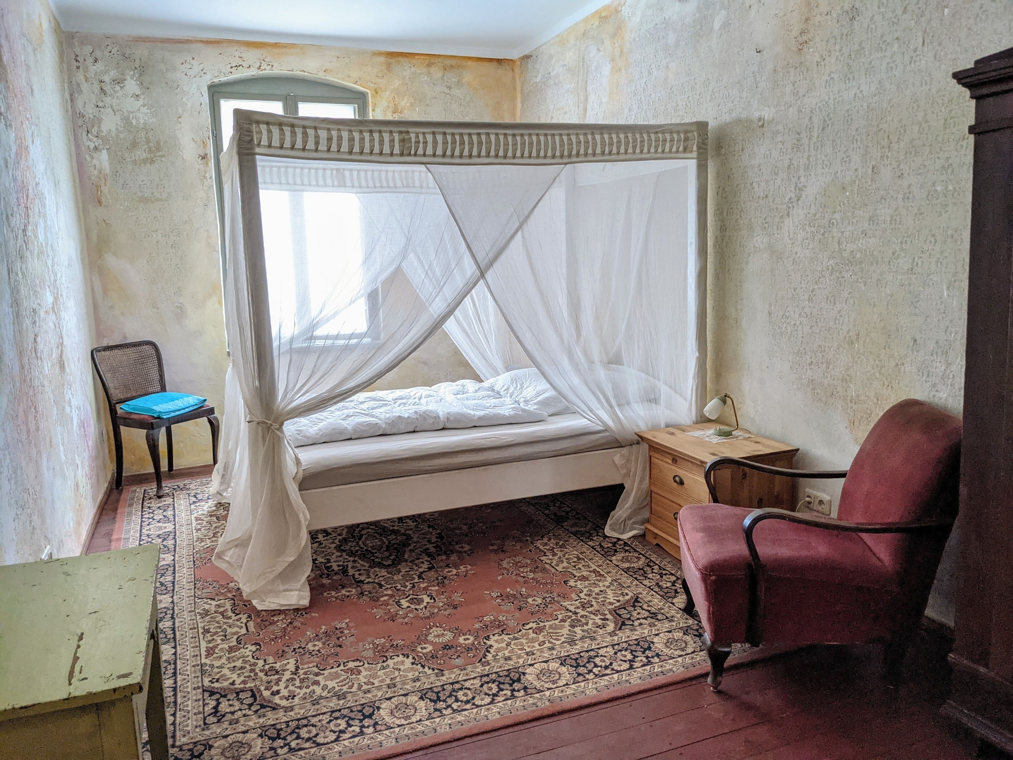 6 Schlafzimmer, Reisekinderbett, kostenloses WLAN, Bettwäsche