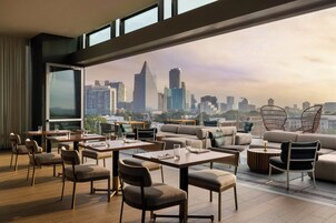 2 restaurantes, café da manhã, culinária italiana