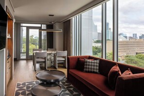 Couette en duvet d'oie, minibar, coffres-forts dans les chambres, bureau