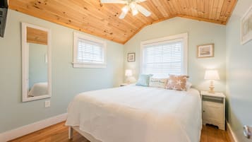 2 Schlafzimmer, BĂŒgeleisen/BĂŒgelbrett, kostenloses WLAN, BettwĂ€sche