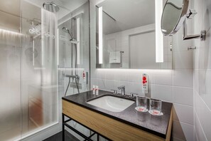 Allergikerbettwaren, Zimmersafe, Schreibtisch