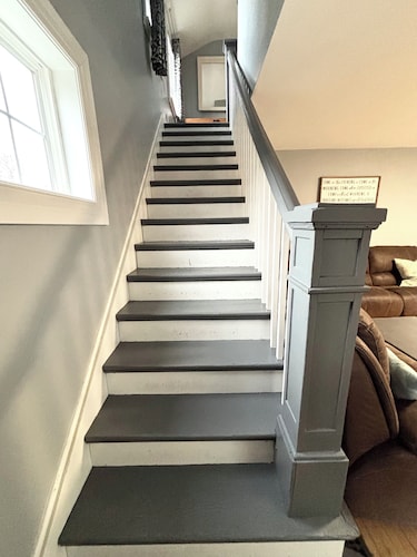 Charming Full Home in Downtown Escanaba – Walk to Beach, Park, and Marina!