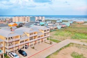 Exterior - Ocean views & Boardwalk to beach! Pool, Hot Tub & Ocean Views! Garage Game Room! (Port Aransas)