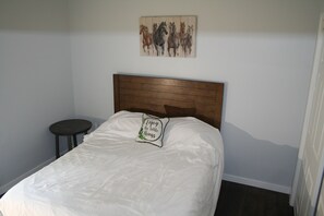 2 chambres, lit avec matelas en mousse à mémoire