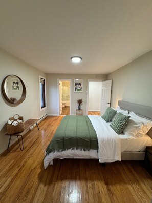 5 habitaciones, escritorio, wifi y ropa de cama 