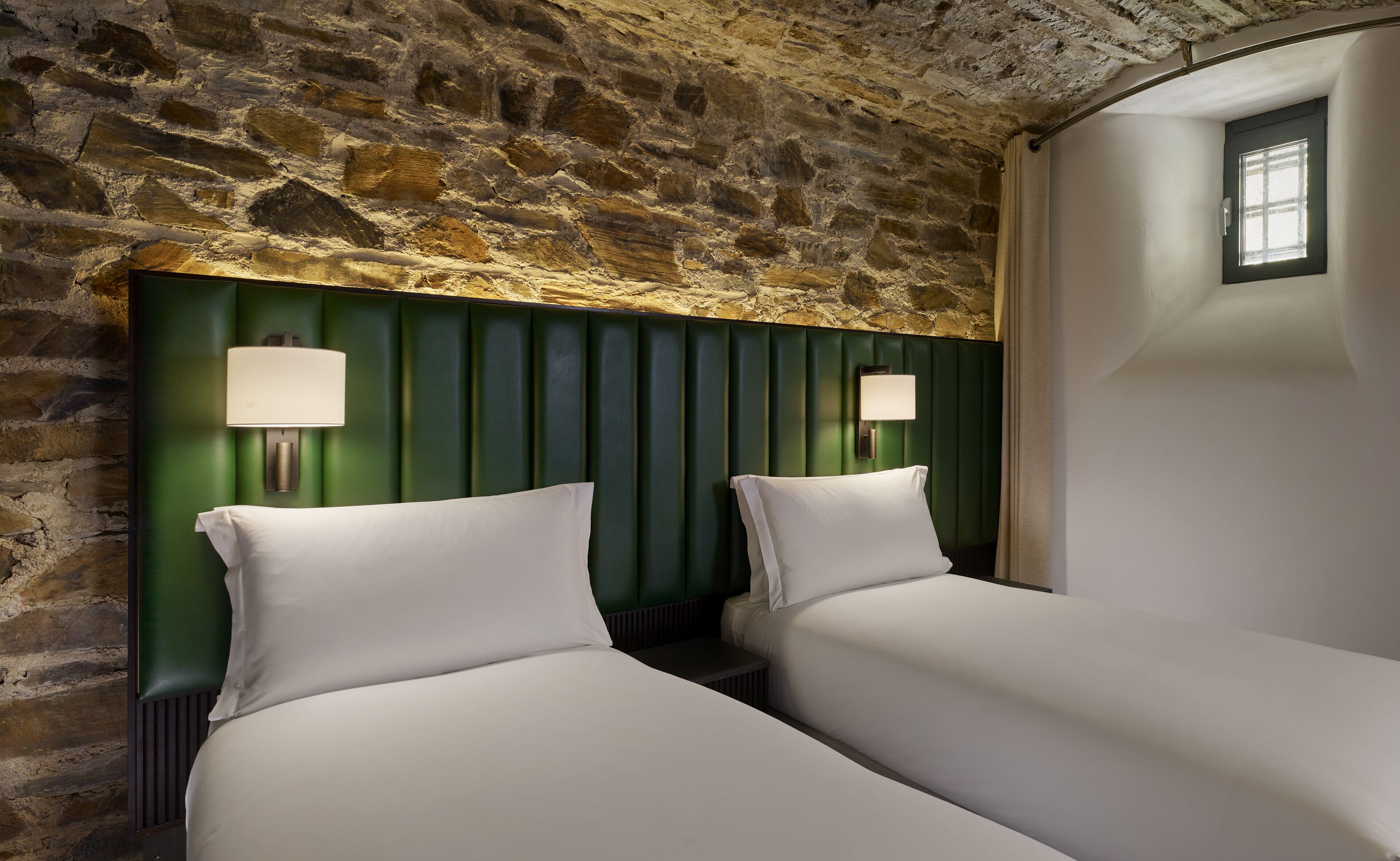 classic twin room, 2 single beds | egyptian cotton sheets, premium bedding, minibar, in-room safe