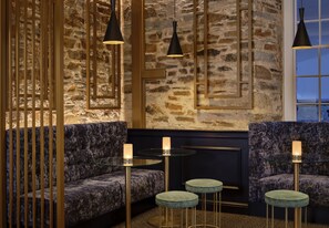 Champagne bar - Bodmin Jail Hotel (Bodmin)