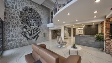 Sala de estar en el lobby