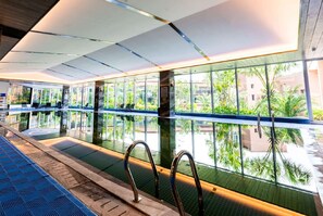 Seasonal outdoor pool - Wyndham Wenzhou Cangnan Resort (Wenzhou)