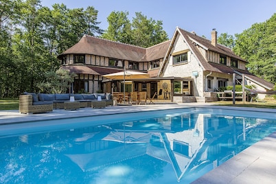 Villa near Chambord and les Bordes Golf Club with swimming pool, 