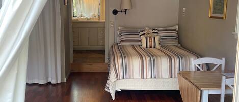 1 bedroom, free WiFi