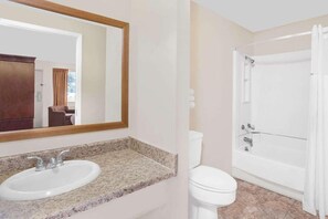 Room, 1 King Bed, Accessible, Non Smoking | Bathroom | Combined shower/bathtub, free toiletries, towels - Courtyard Hotel & Event Center (Crockett)