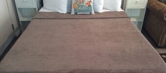 Private Guest Studio/Casita in Albuquerque!