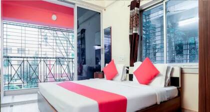 Saver Rooms with amenities near biswa bangla gate and kolkata airport