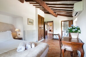 6 soverom, reiseseng for barn, wi-fi og sengetøy