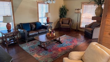 Smart TV, fireplace, video games