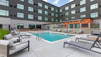 Piscina a l'aire lliure