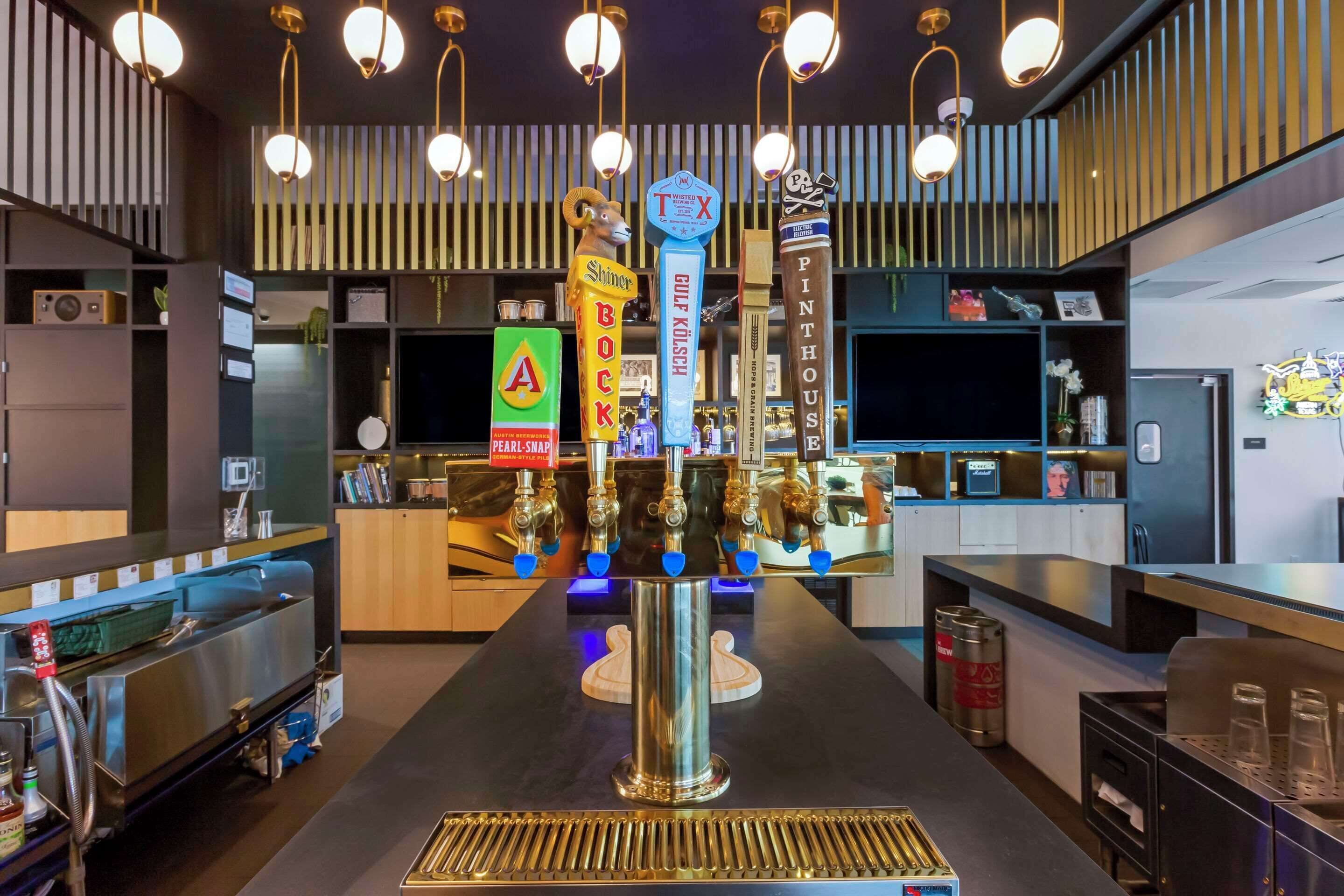 breakfast, lunch and dinner served