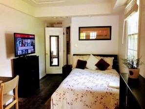 1 bedroom, desk, iron/ironing board, free WiFi