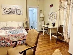 1 chambre, bureau, fer et planche Ă repasser, Wi-Fi
