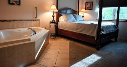 The Adamina - Denali Suite