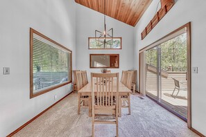 تناول الطعام