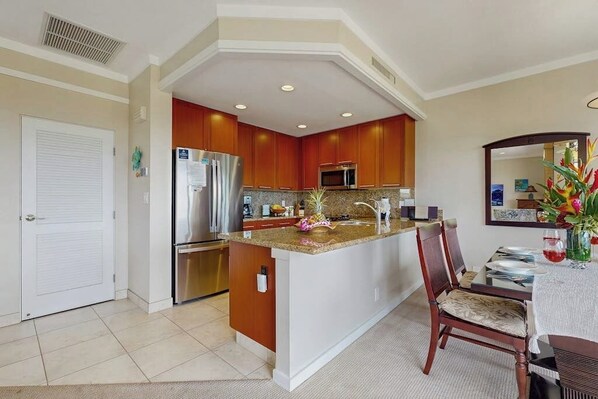 Fridge, microwave, oven, stovetop