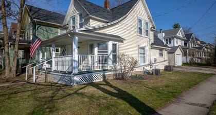 House Jerome| If only for a Knight