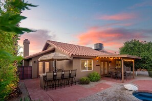 Exterior - *Scottsdale Kierland*Heated Pool*Spa*Water Fall* (Scottsdale)