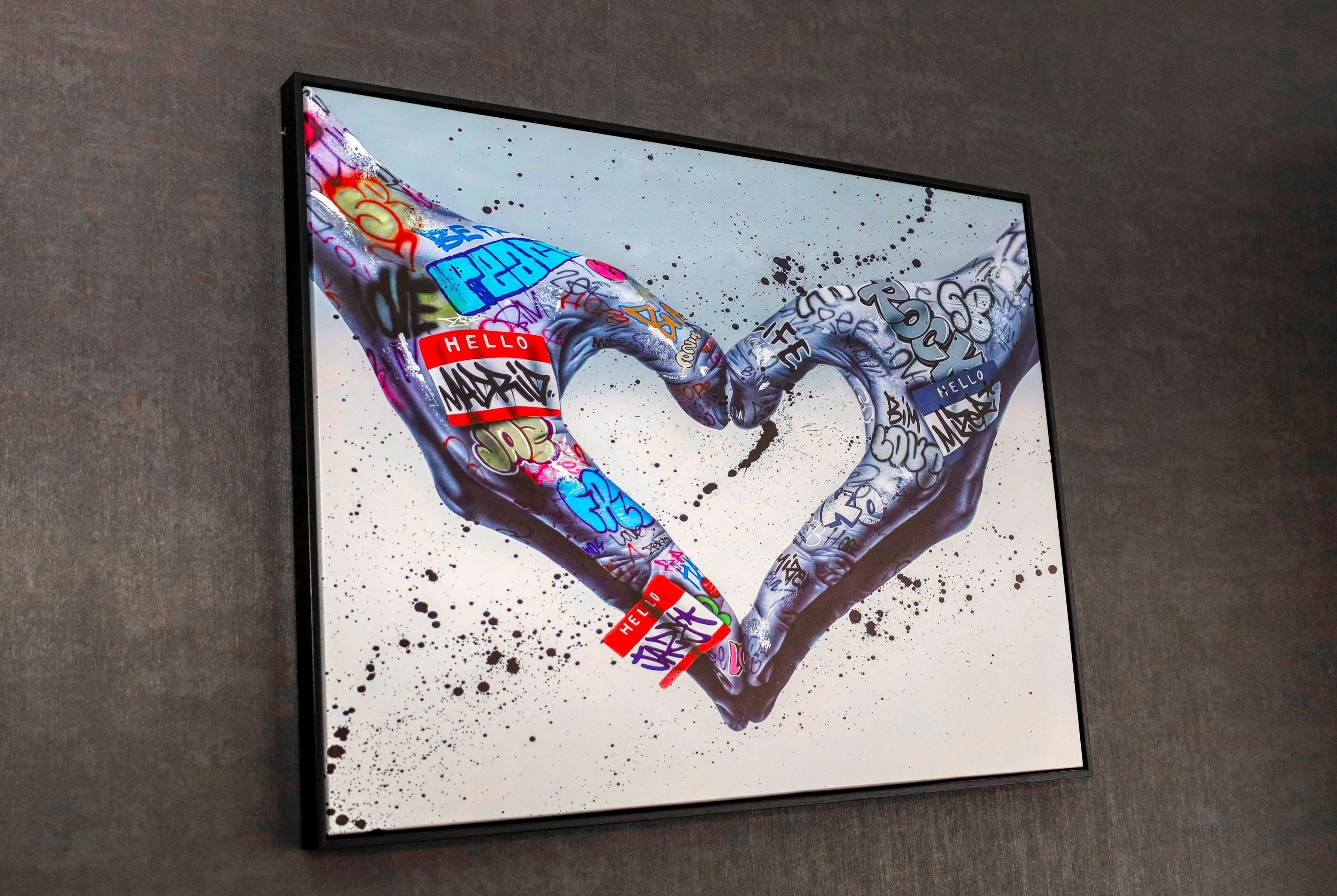 desk, laptop workspace, free wifi, bed sheets