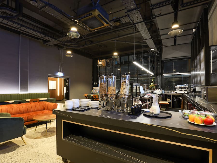 Petit déjeuner continental (25 NZD par personne)