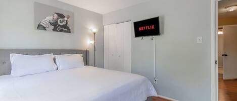 3 Schlafzimmer, BĂŒgeleisen/BĂŒgelbrett, Reisekinderbett, kostenloses WLAN